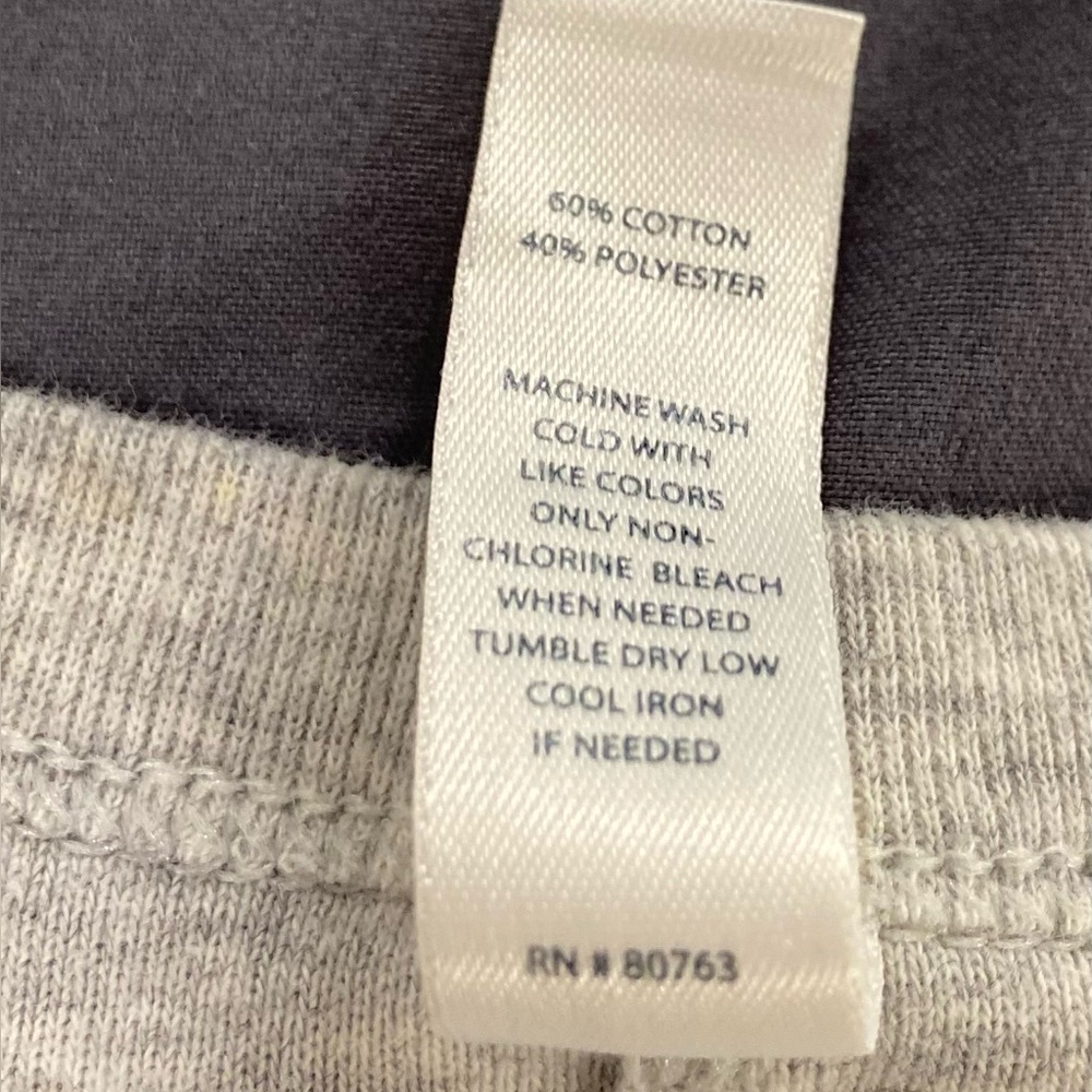 Victorias Secret Tees fitted long sleeve grey top size XS - Picture 10 of 10